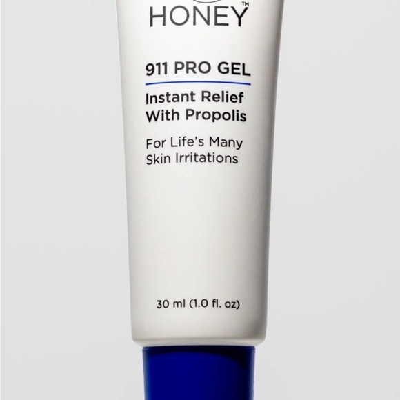 White and Black Acne & Blemish Skincare Gel - Picture 4 of 10